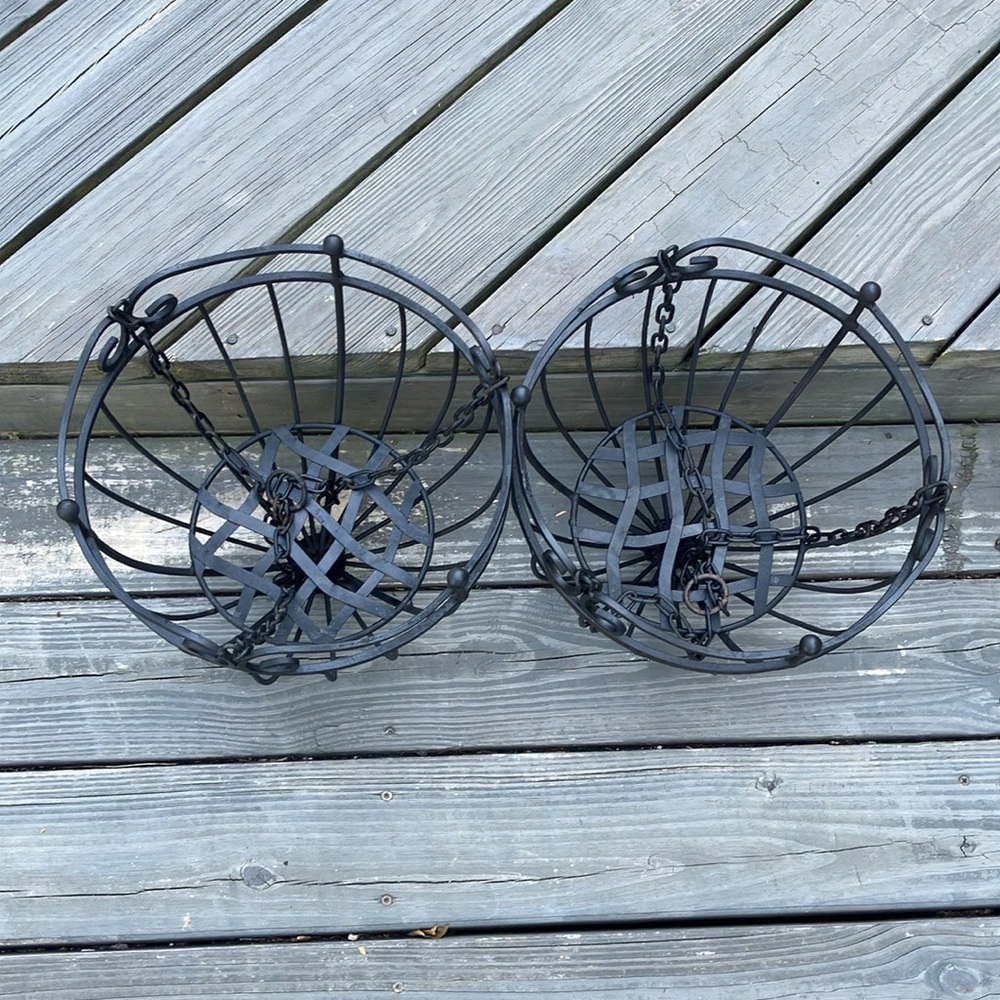 Black Metal Hanging Baskets Set Of 2 - Picture 6 of 6